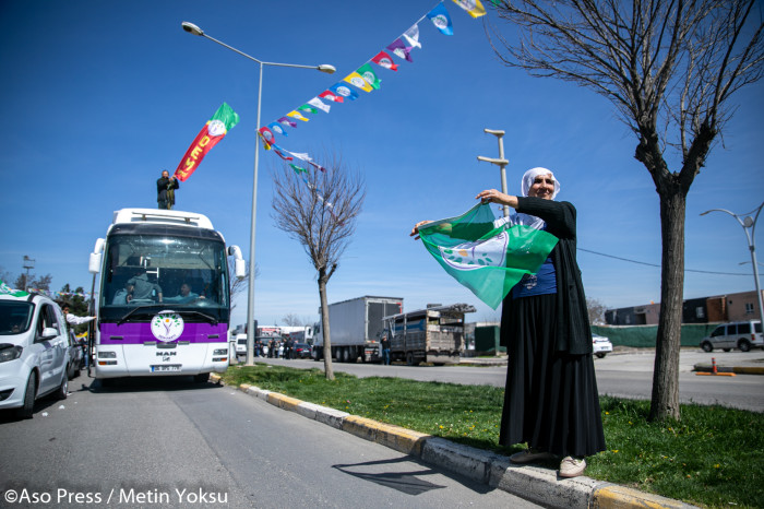 Batman’da DEM Parti'den kenti baştan başa geçen final konvoyu