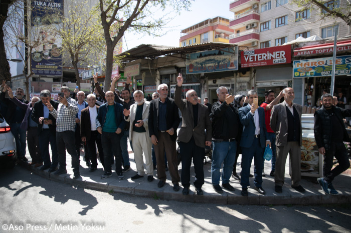Batman’da DEM Parti'den kenti baştan başa geçen final konvoyu