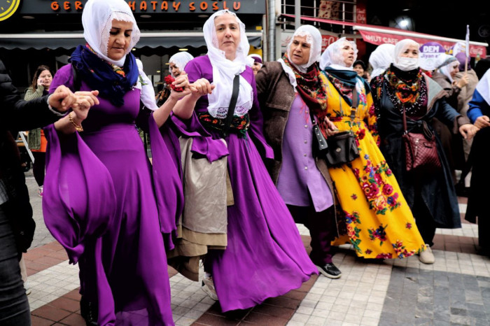Kadınlar 8 Mart’a Yürüyor