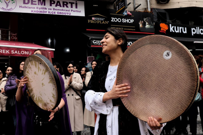 Kadınlar 8 Mart’a Yürüyor