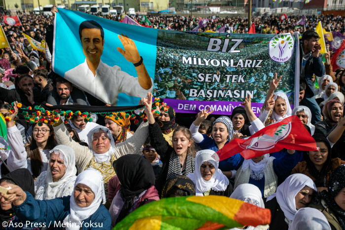 Üç dilli kentin newrozu