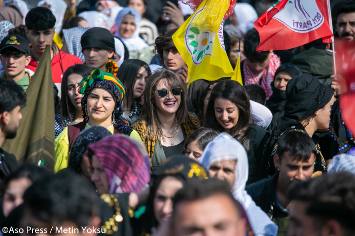 Üç dilli kentin newrozu