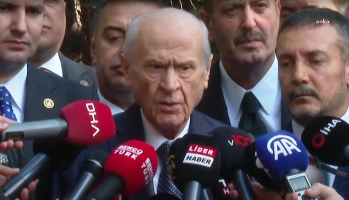 Bahçeli bayram sonrası meclisi işaret etti