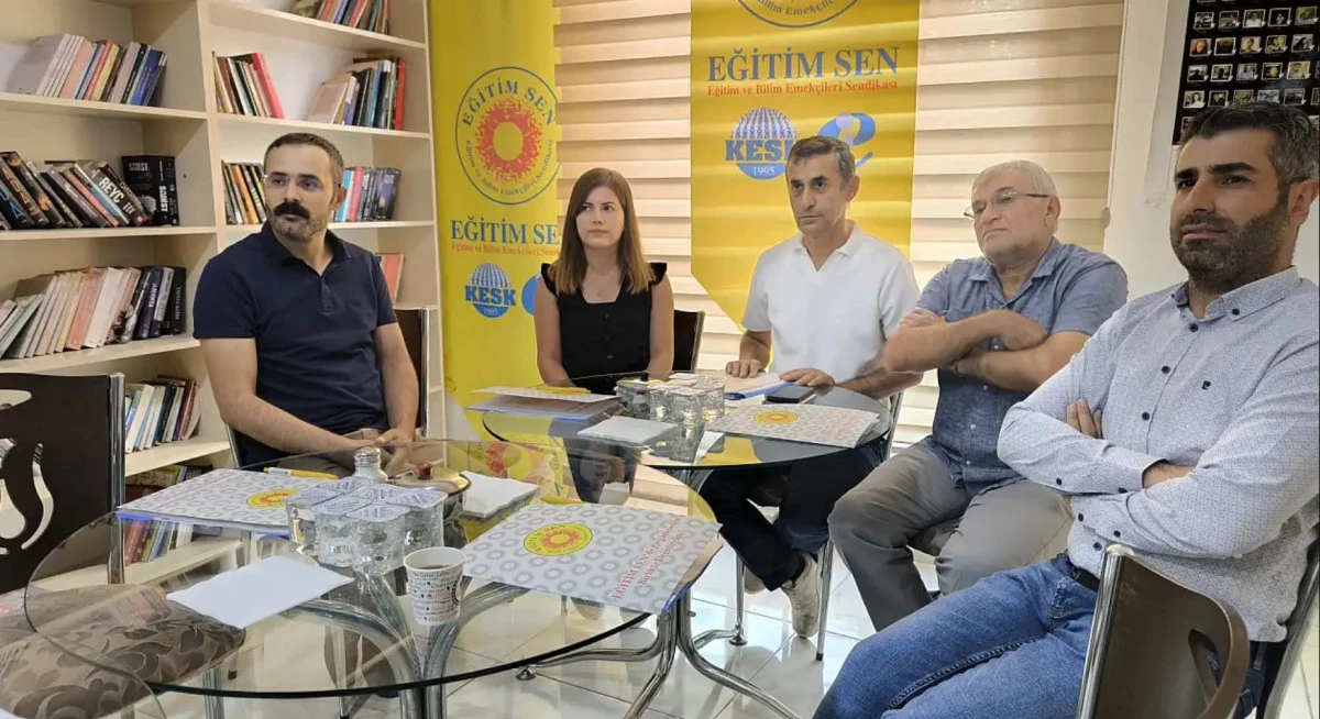 Eğitim-Sen açıkladı: Siirt'te bin 400 öğretmen açığı var