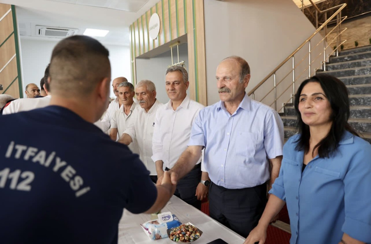 Iğdır Belediyesi eş başkanı: Geçmişte işçi haklarını savunurken, bugün işçilerin çıkarılmasının imzasını atmak durumunda kaldım